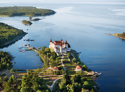 Flygbild över Läckö slott. Foto: Tore Hagman.