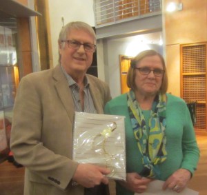 Stig och Rigmor Börjesson blev varmt avtackade vid årsmötet.