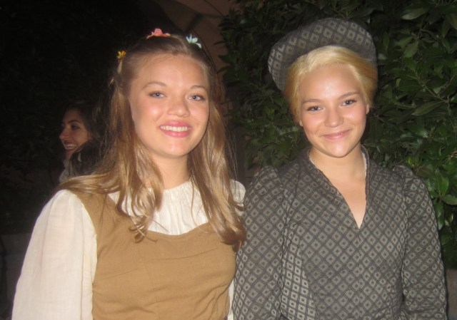 Johanna och Rebecka Wallroth medverkade båda i årets opera på Läckö slott. Foto: Eskil Malmberg.